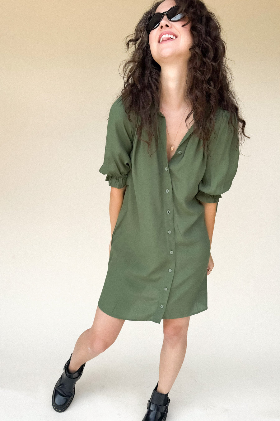 TARYN Mini Shirtdress in green SOLID