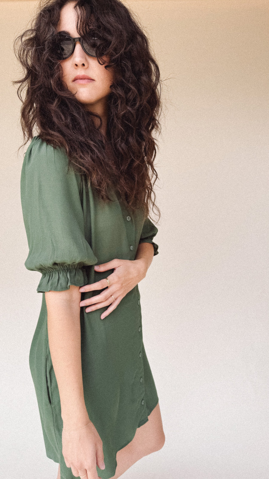 TARYN Mini Shirtdress in green SOLID